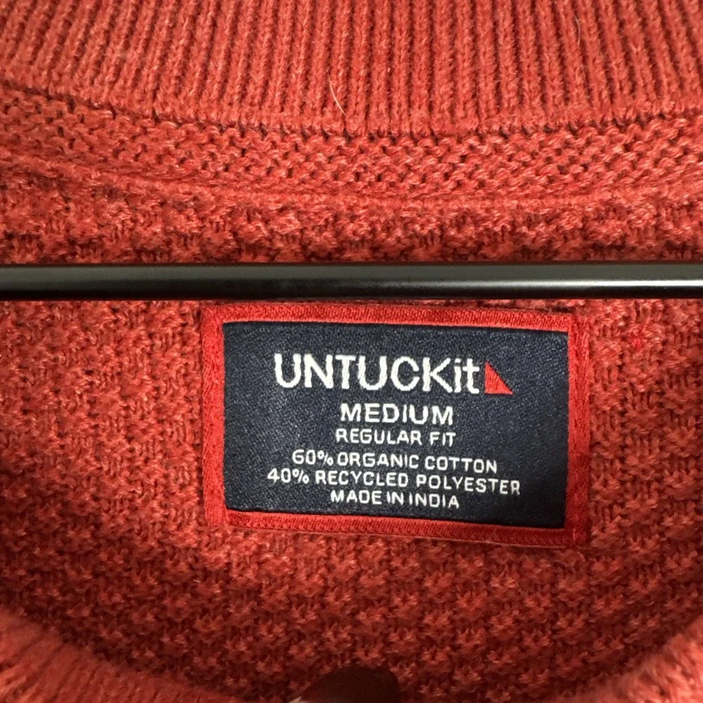 UNTUCKit Fair Trade Waffle Crewneck Men's‎ Sweater - Medium